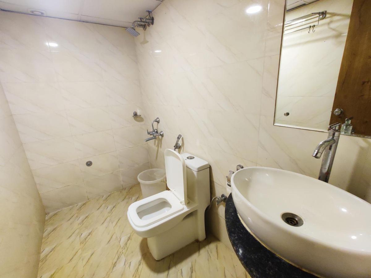 Hotel Airport City Dod Jala Exterior foto