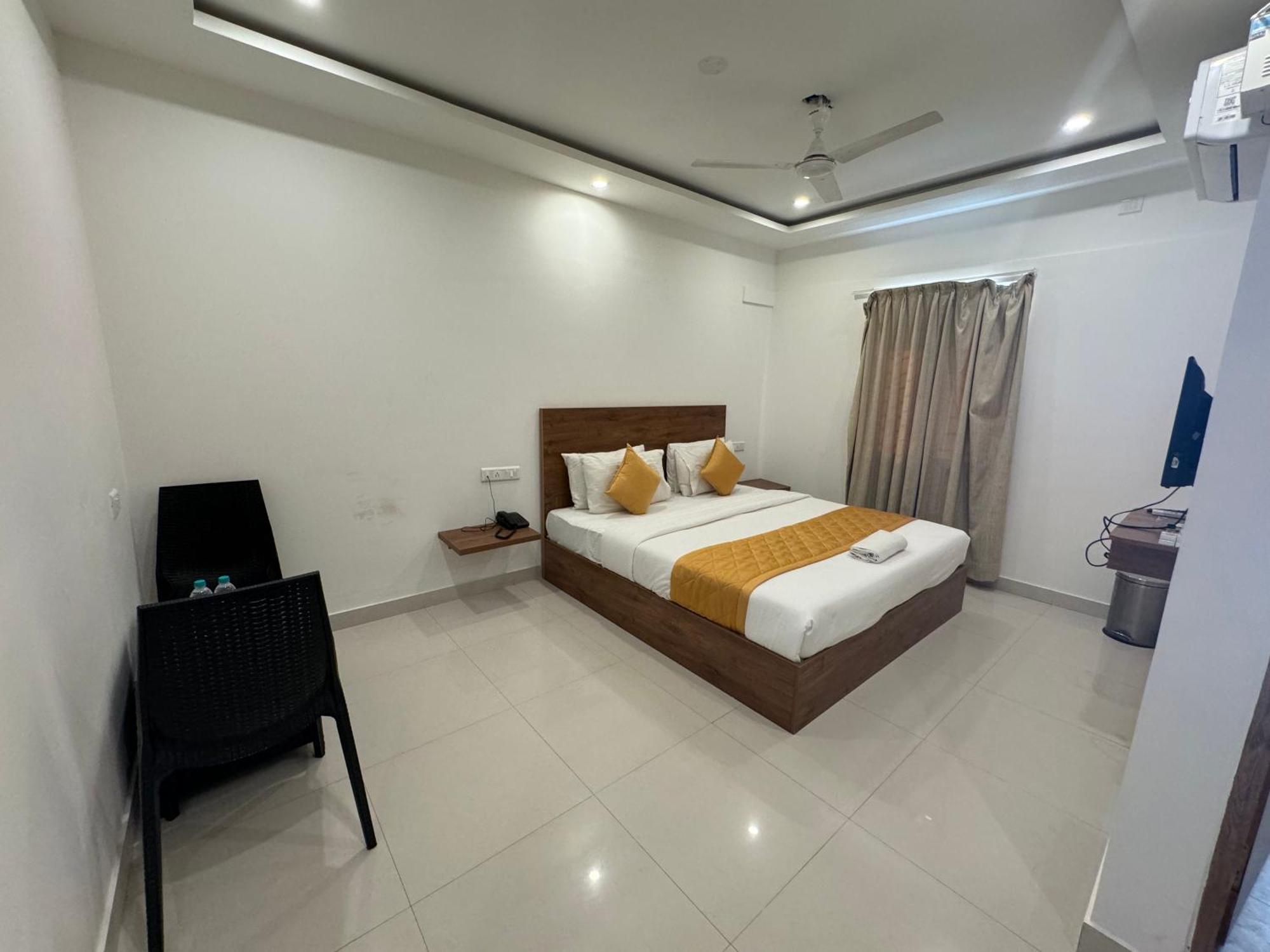 Hotel Airport City Dod Jala Exterior foto